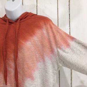 EUC Cato Active Ombré’ Fade Kangaroo Pocket Hoodie, Size Medium